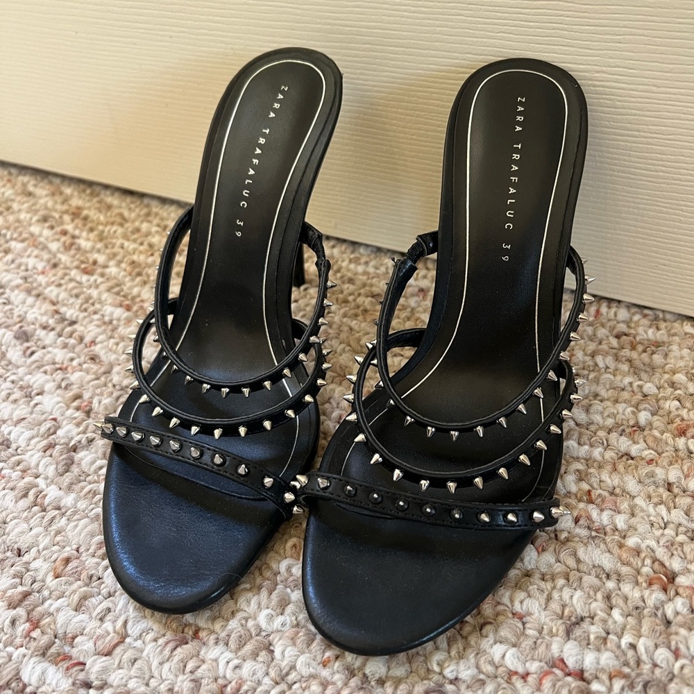 Zara Black Studded Heels Size 39 (8.5)
